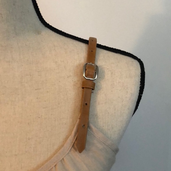 Sold Ruffled dress - Picture 3 of 5